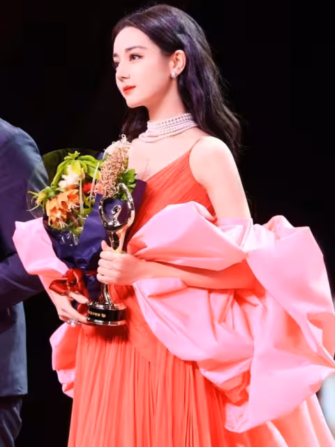 33歲熱巴線下活動呈斷崖式衰老，少女到少婦的轉變太明顯