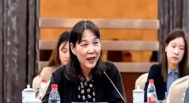 宗馥莉贏定了!她主動撕開宗家遮羞布,杜建英30年準備付諸東流
