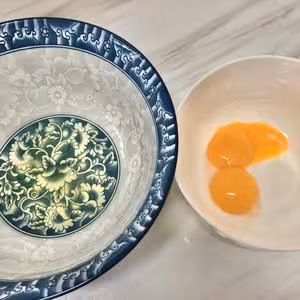 不用烤箱 15分鐘無油低糖的舒芙蕾蛋糕鬆餅 🥞 蓬鬆綿軟