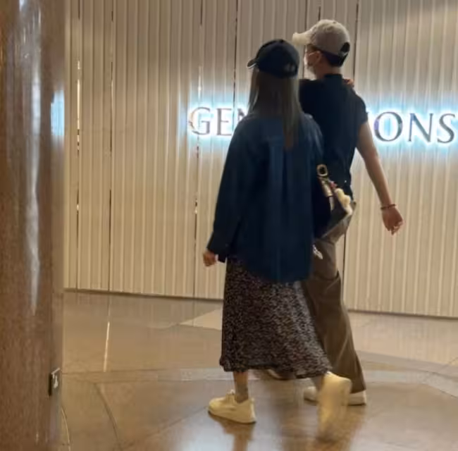 TVB港姐小花憑戀綜圈粉!網友偶遇大讚真人超美!網民不值選港姐竟沒晉級