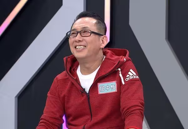 屈中恆遭觀眾批「涉毒該列劣跡藝人」！面露尷尬活動中斷　衝突畫面曝