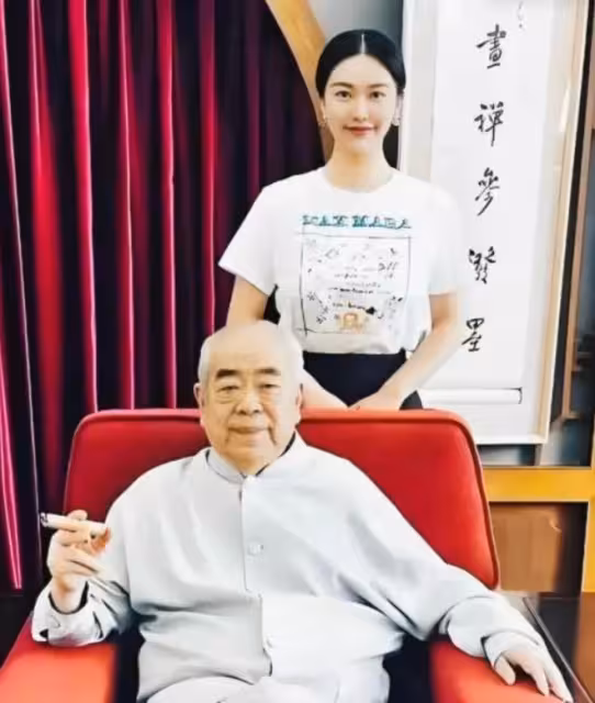 重磅!87歲范曾親自回應,失聯真相,徐萌隱身,女兒的疑問解開了
