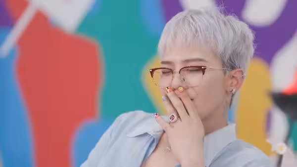 GD生日眾星歡慶！現身「不能笑派對」超崩潰　BIGBANG隔天迎19周年
