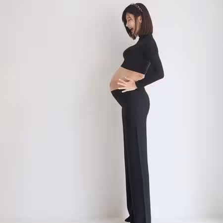 5年前痛別5歲愛子!41歲女星宣布「懷孕9個月了」 一家4口照引熱淚