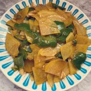 比肉都好吃的青椒炒土豆片😋簡單又美味❗️