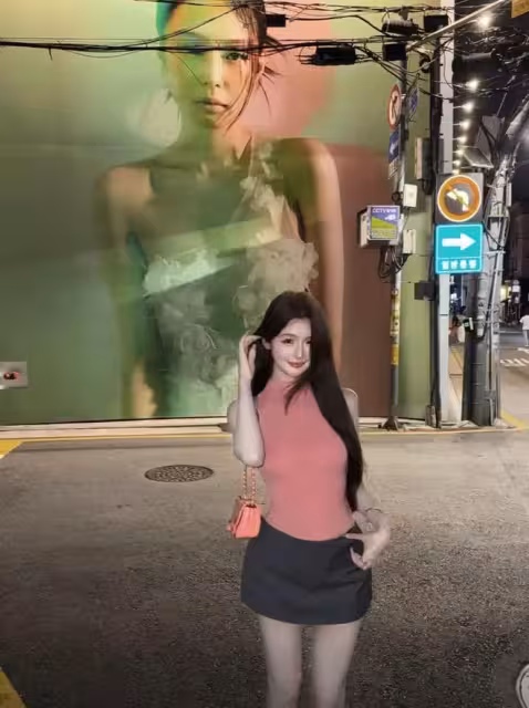王思聰新歡曝光,身材火辣著裝大膽,懶懶評論區淪陷,替她不值