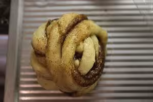 瑞典肉桂卷（附鮮酵母、活性乾酵母、即時酵母用量換算公式）