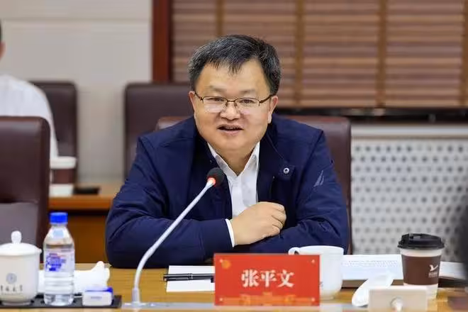 楊景媛事件,我們忽視了另外一個人,其實不能全怪武大張校長