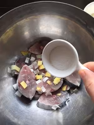 熏鮁魚