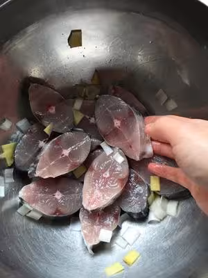 熏鮁魚