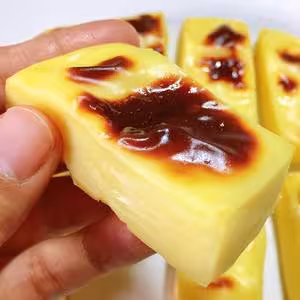 烤牛奶，又叫烤鮮奶（全蛋版，消耗牛奶）