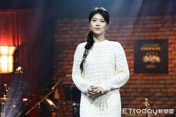恐怖女粉才被判5罪!再突襲曹雅雯搶手機...驚悚過程曝光
