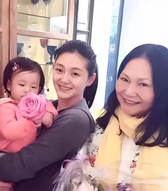 大S離世6個月，S媽著魔了，想讓前女婿還房貸，汪少：與我無關