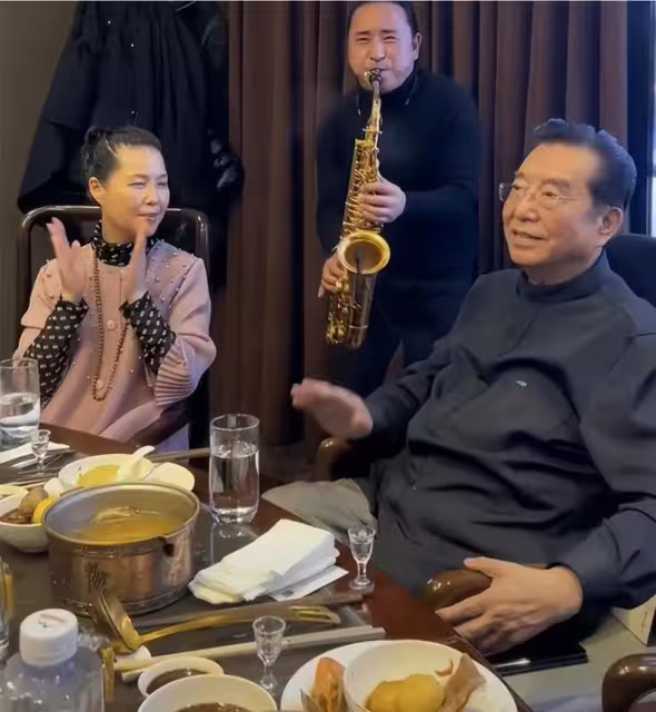 李天一在美國一夜輸掉5800萬？李雙江30000退休金不再是空穴來風