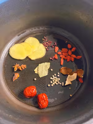 極簡清燉牛腱子