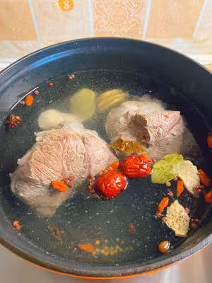 極簡清燉牛腱子