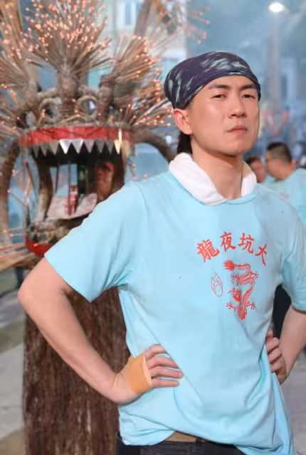又一TVB新劇下周首播!封鎖多條街拍攝陣仗大!男主還叫來太太和孩子欣賞