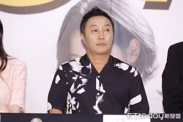 直擊/《天國階梯》大咖韓星現台中拍戲 親民問候粉絲:等下視訊