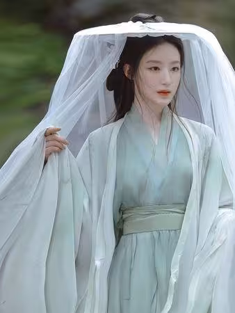 舒華「古裝造型照」激美!江西初體驗漢服:終於圓夢了 韓網贊爆