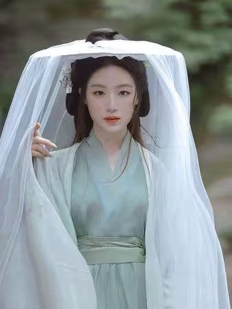 舒華「古裝造型照」激美!江西初體驗漢服:終於圓夢了 韓網贊爆