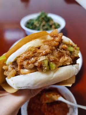 肉夾饃餅(不用泡打粉也外酥里嫩的肉夾饃餅)