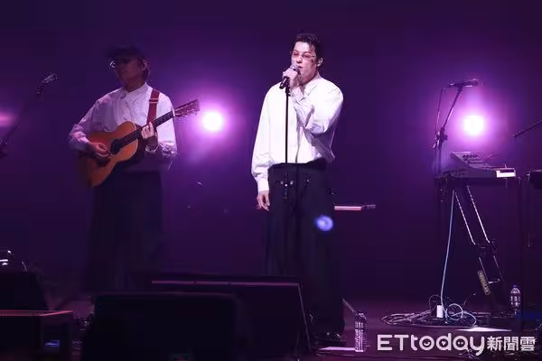 直擊/許光漢降臨北流開唱! 「激帥造型曝光」一開口全場暴動