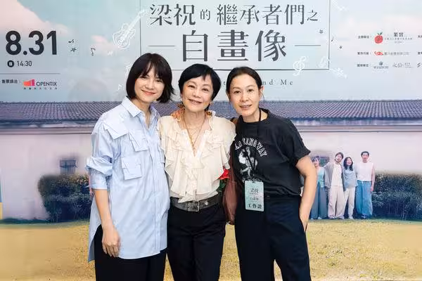 77歲張小燕近況曝光! 「開心露齒笑」挺張艾嘉:看到年輕人語言