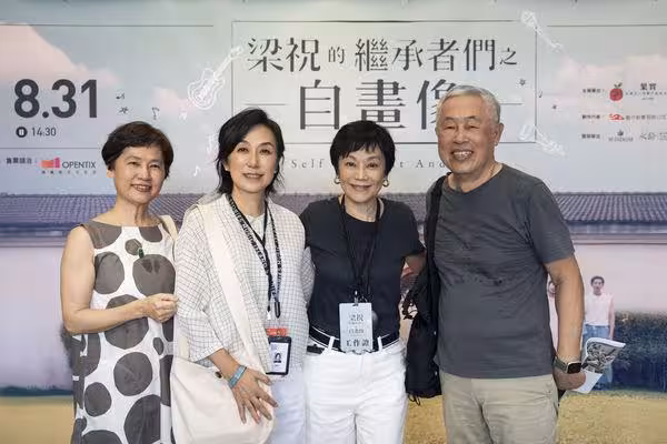77歲張小燕近況曝光! 「開心露齒笑」挺張艾嘉:看到年輕人語言