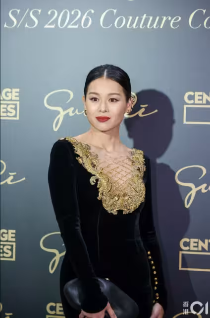 TVB前花旦時裝展驚艷亮相!稱不擔心老公擁抱女性!自爆樂易玲找她拍港劇