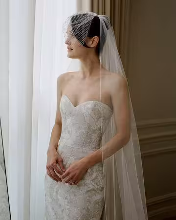 「超殺女」克蘿伊摩蕾茲結婚了! 愛情長跑7年「情定超模女友」曬絕美婚紗