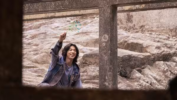 許光漢、玉澤演釜山夢幻同台!世紀對談全球直播 男神送額頭吻「表達感謝」