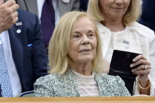 92歲肯特公爵夫人離世,超模孫女曬絕美舊照哀悼……