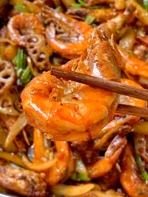 干鍋雞翅香辣蝦🍤