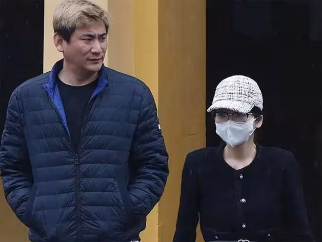 一個半月過去,依然「查無此人」,楊蘭蘭到底是誰?