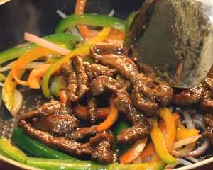 比餐廳好吃的黑椒牛柳意面🍝零失敗簡單教程