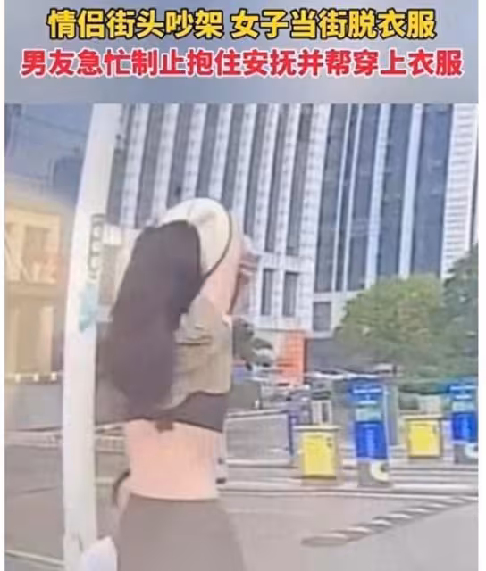 鹿晗演唱會邀好兄弟聚餐，關曉彤獨自旅遊曬臀部大尺度照片好大方