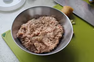 不用揉面的酥掉渣榨菜鮮肉月餅