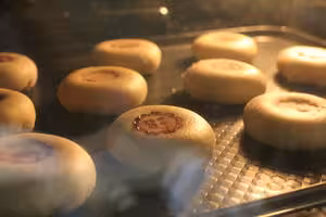 不用揉面的酥掉渣榨菜鮮肉月餅