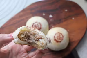 不用揉面的酥掉渣榨菜鮮肉月餅