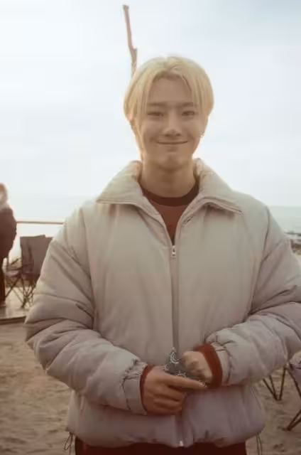 韓媒曝金賽綸新男友為當紅歌手,分手後受打擊釀成車禍