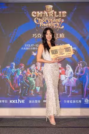 隋棠胖8kg近況曝光! 貼身洋裝「狂秀S形火辣曲線」親揭增重原因