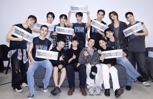 萬人面前敬禮！SEVENTEEN WOOZI理平頭入伍　HOSHI明當兵報到