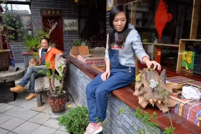 「辭職看世界」的女老師,10年後成這樣:黯然回鄉,老公已分開