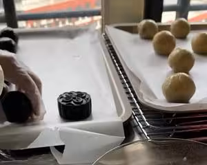 廣式月餅（紋路清晰的秘密）