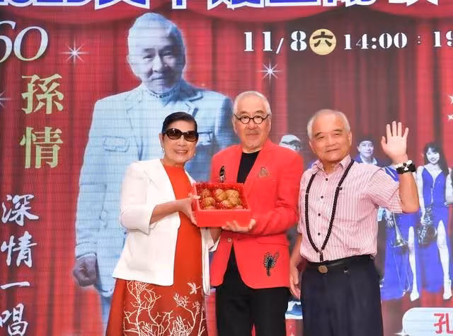 81歲「痛苦歌王」記者會還沒開始 「鄭進一當場翻臉」突離席!