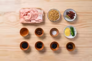 黃豆燜豬皮