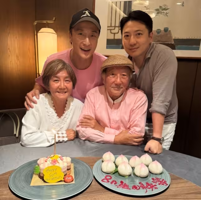 香港男星自爆求婚出現意外!直呼對方內在美很特別!爸媽滿意凡事以她為主