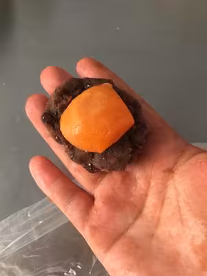 蛋黃酥（放置幾天也很酥）