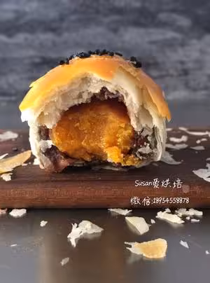 蛋黃酥（放置幾天也很酥）