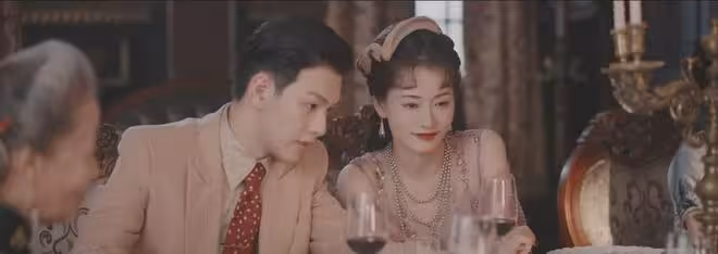 《灼灼韶華》:直到二妞爬上穆子儒的床,才知最愛她是這2個男人